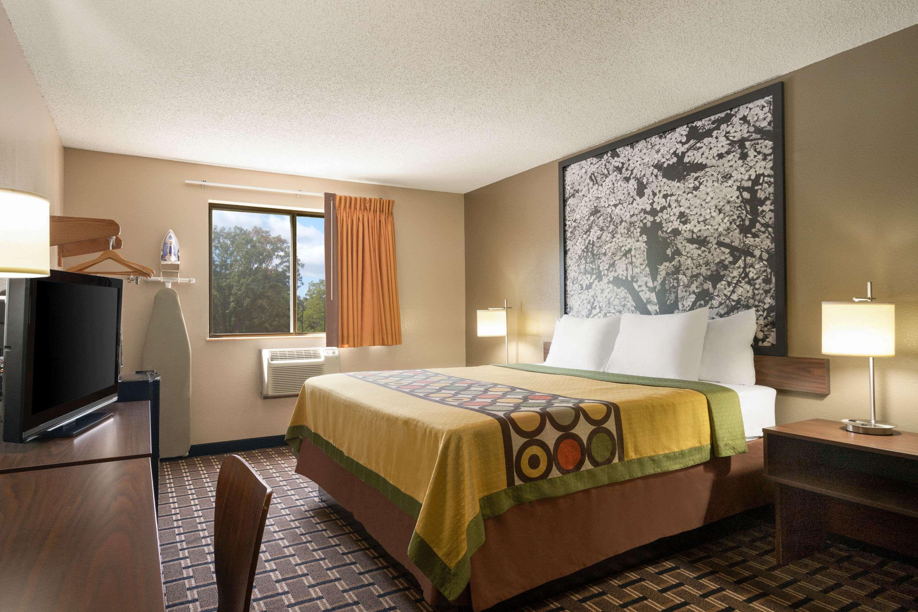 Super 8 By Wyndham Mayfield Extérieur photo