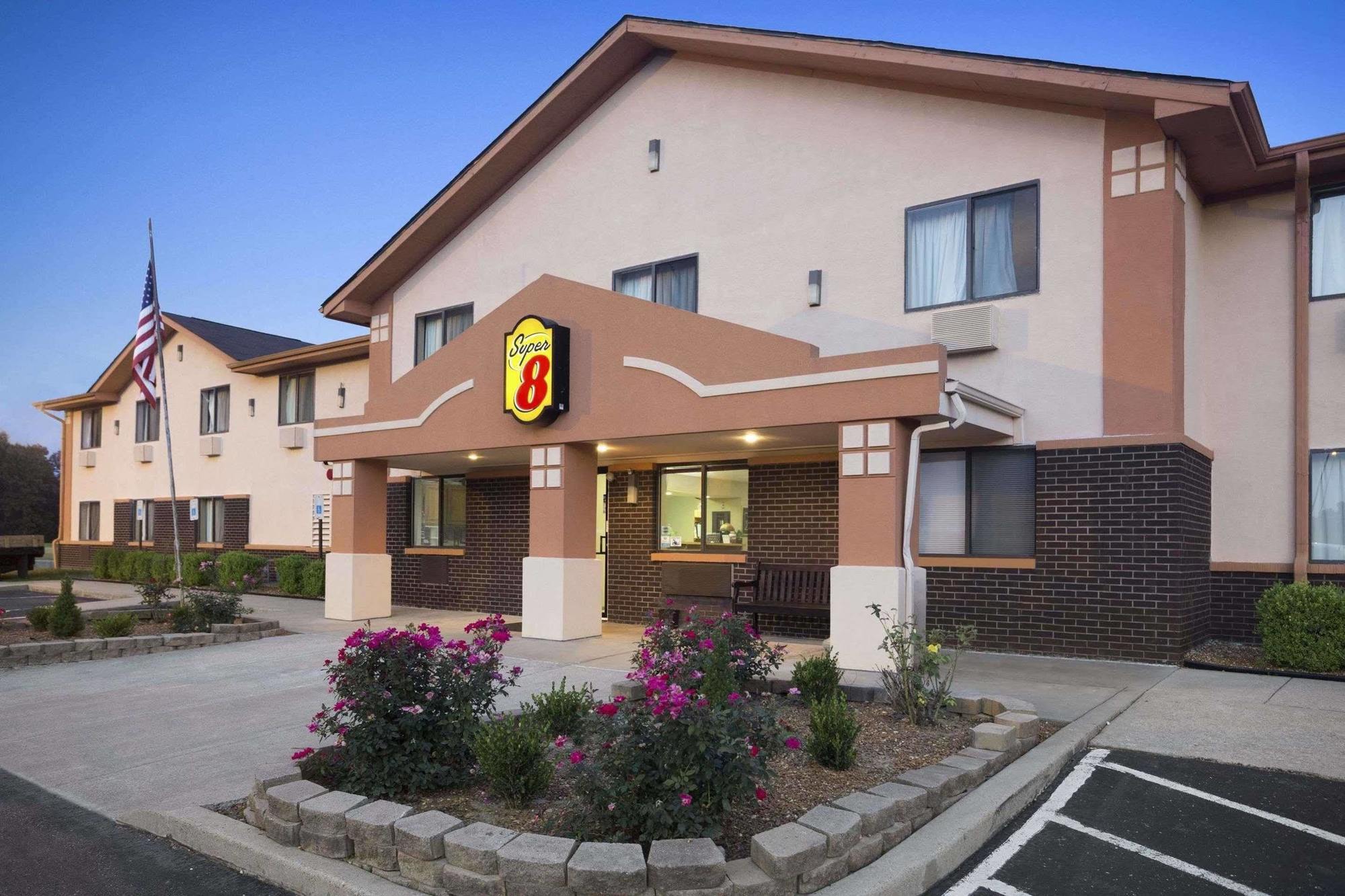 Super 8 By Wyndham Mayfield Extérieur photo