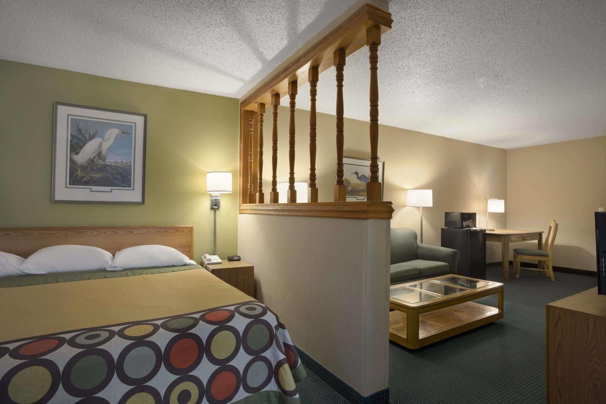 Super 8 By Wyndham Mayfield Extérieur photo